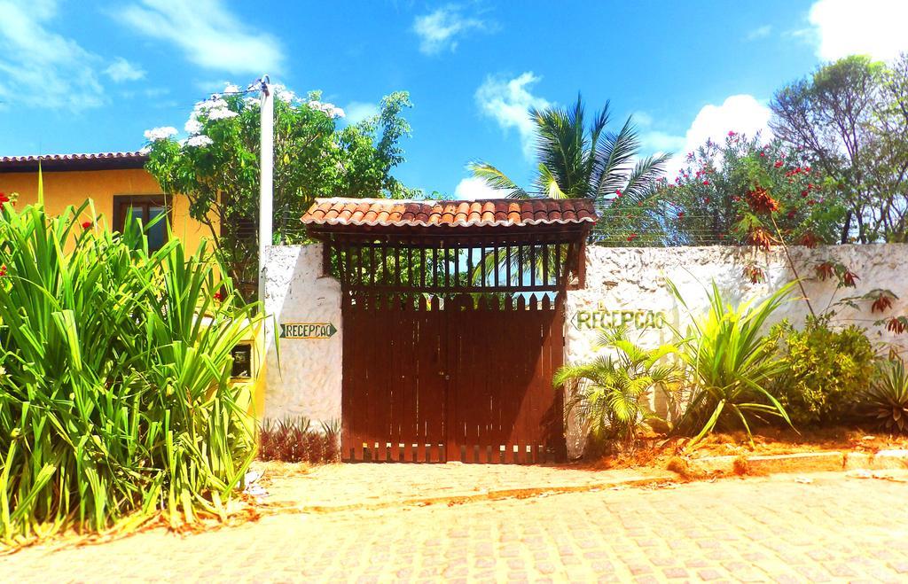 Media Veronica Hostel Suites Pipa Ares Exterior photo