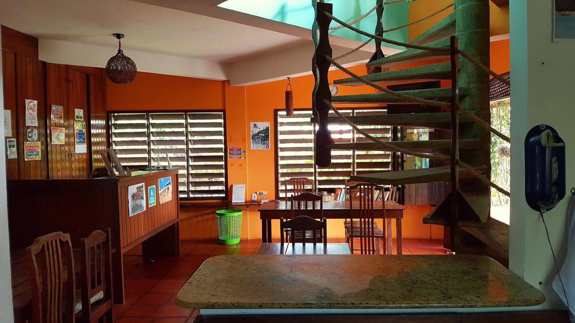 Media Veronica Hostel Suites Pipa Ares Exterior photo